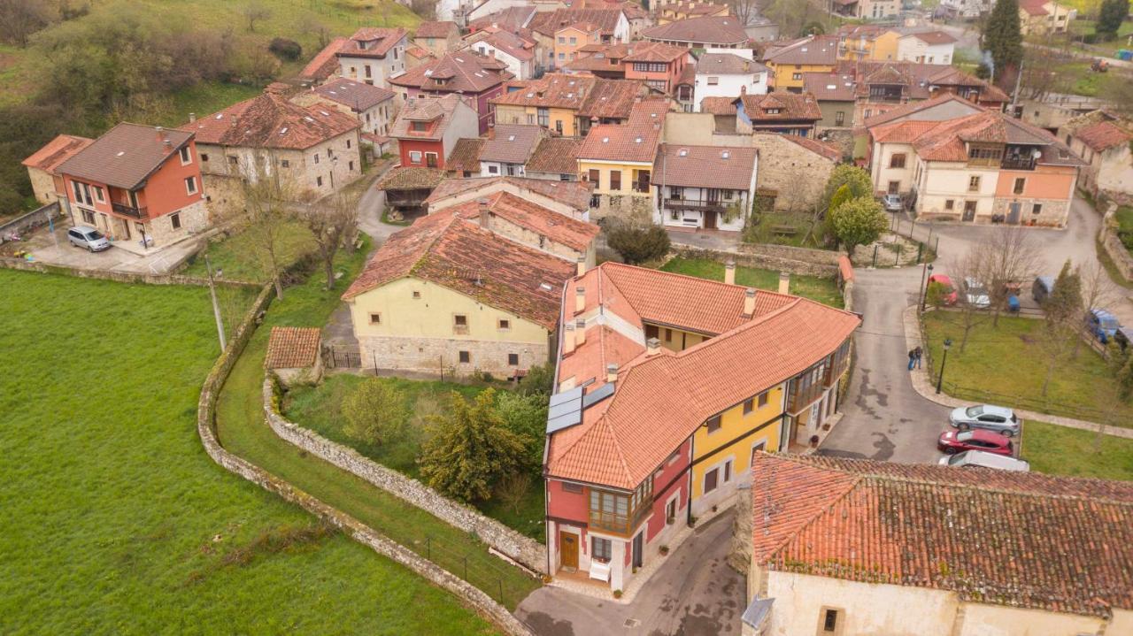 Cumbres De Los Picos Apartamento Los Abedules Poo  外观 照片